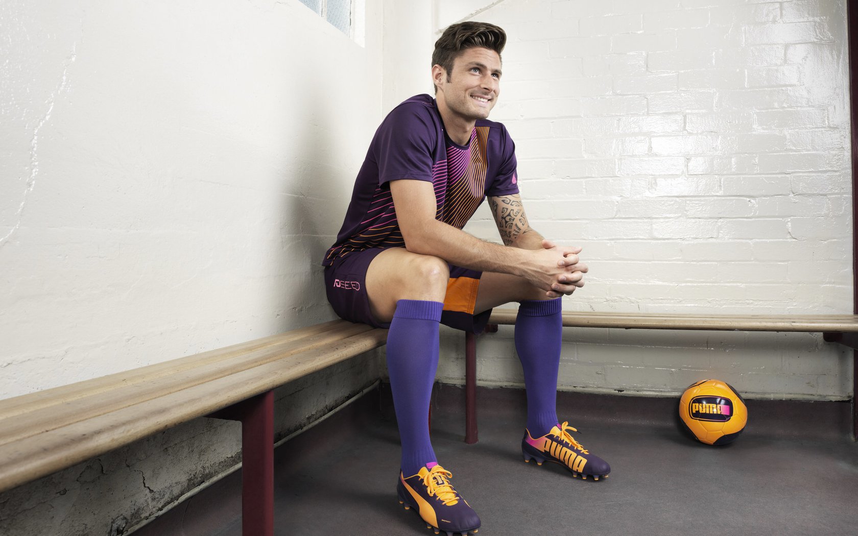 波斯铁骑对决希腊神话，阿圭罗关键战不手软